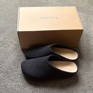 Rothy's Casual Clog, Soft Black, size 9